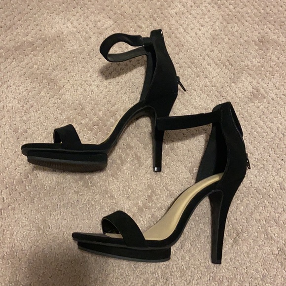 Black ankle strap heels brand new - Picture 2 of 4